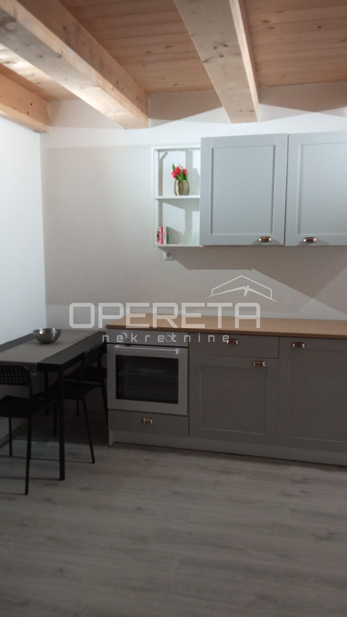 Prodaja, Stan, Žrnovo, Žrnovo, Garsonjera, 33m2