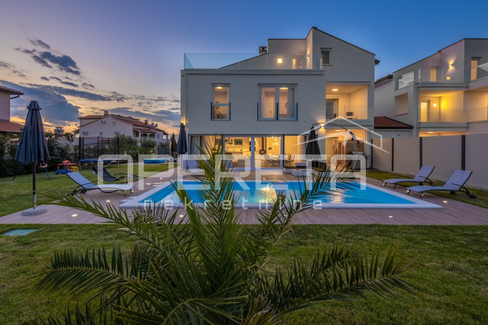 Prodaja, Kuća, Poreč, Poreč, Dvojni objekt, 211m2