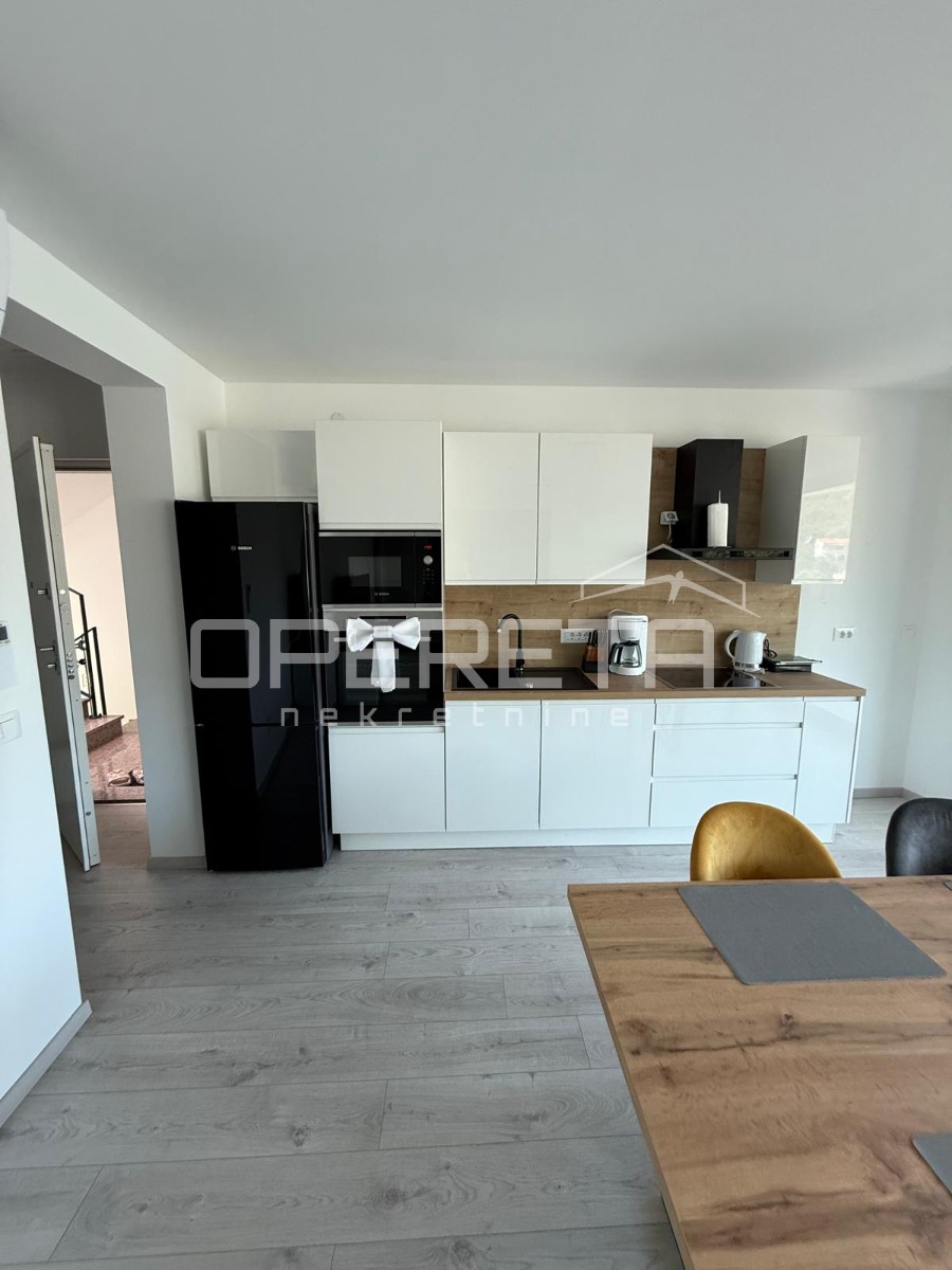 Prodaja, Stan, Korčula, Žrnovska Banja, 2s, 77m2