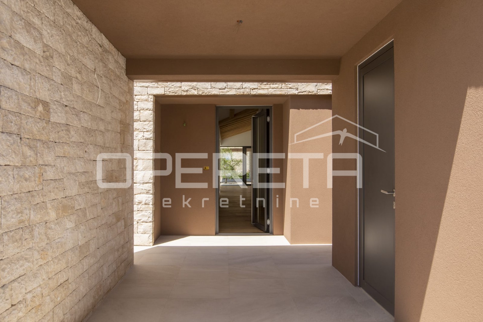 Prodaja, Kuća, Brtonigla, Brtonigla, Samostojeća, 252m2