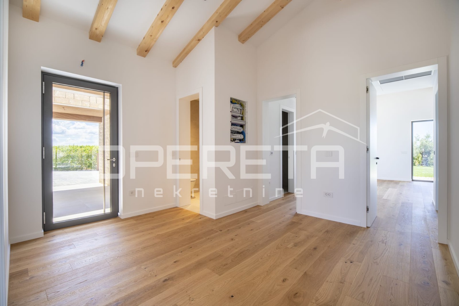 Prodaja, Kuća, Brtonigla, Brtonigla, Samostojeća, 252m2