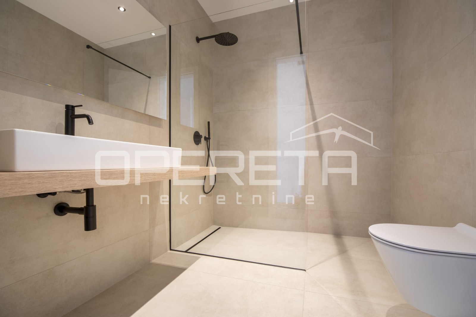 Prodaja, Kuća, Brtonigla, Brtonigla, Samostojeća, 252m2