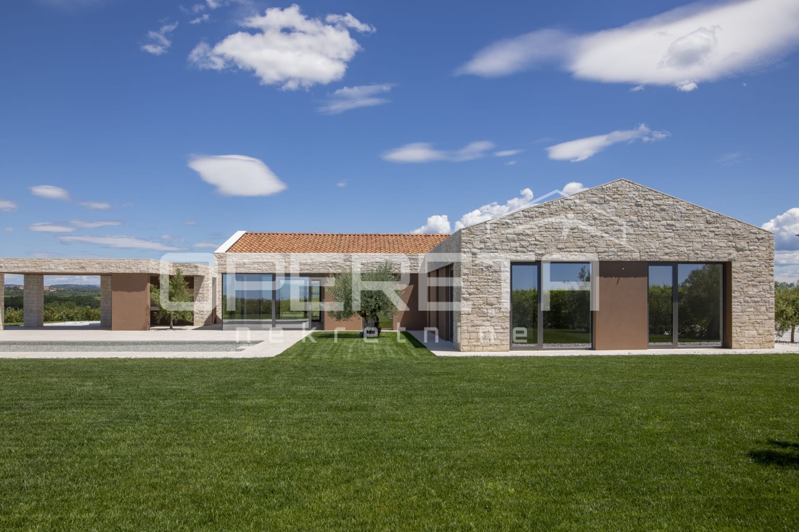 Prodaja, Kuća, Brtonigla, Brtonigla, Samostojeća, 252m2