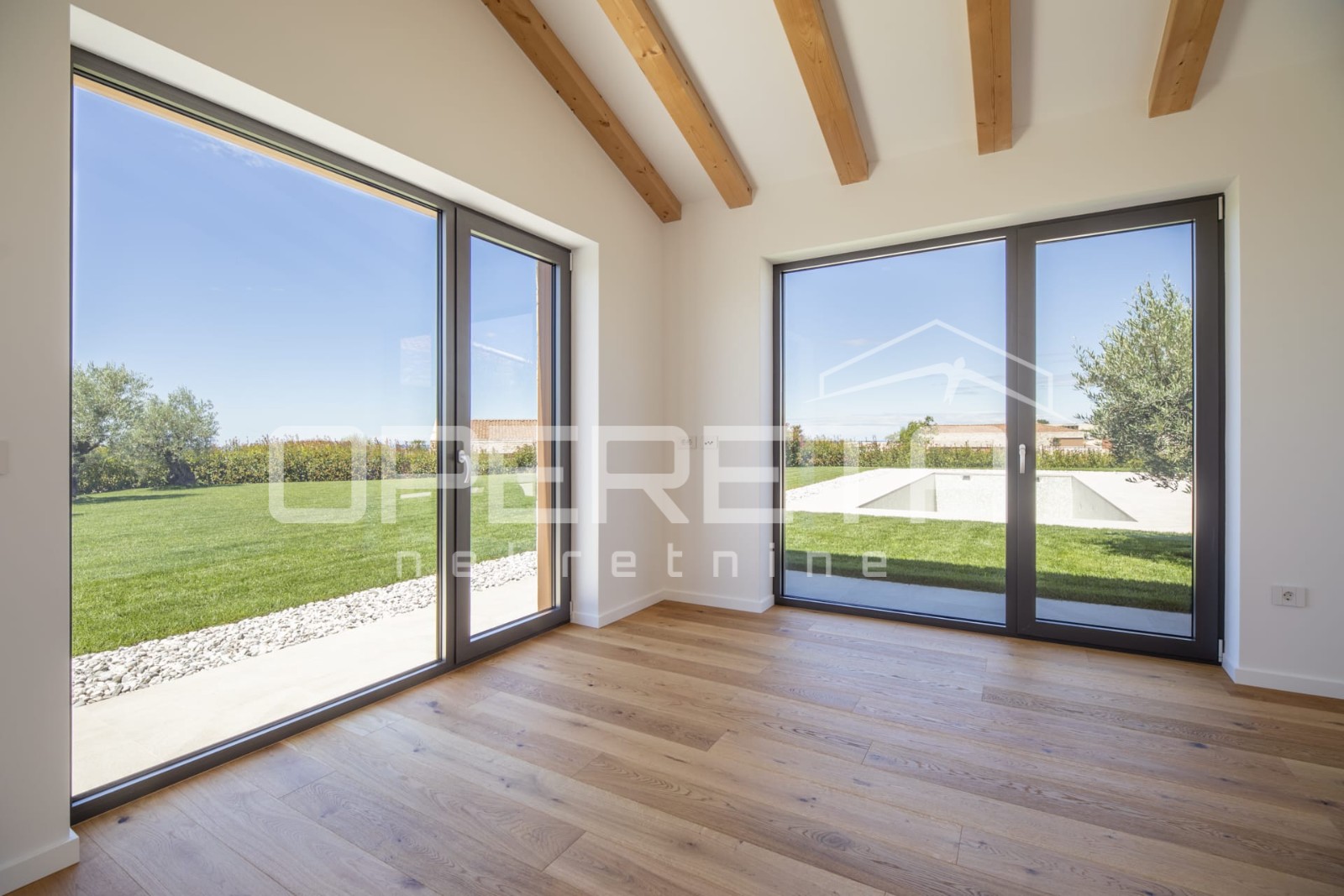 Prodaja, Kuća, Brtonigla, Brtonigla, Samostojeća, 252m2