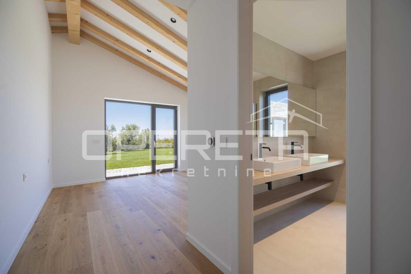 Prodaja, Kuća, Brtonigla, Brtonigla, Samostojeća, 252m2