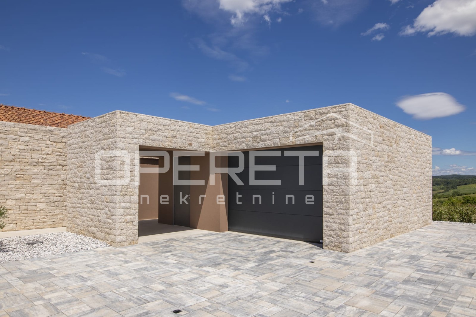 Prodaja, Kuća, Brtonigla, Brtonigla, Samostojeća, 252m2