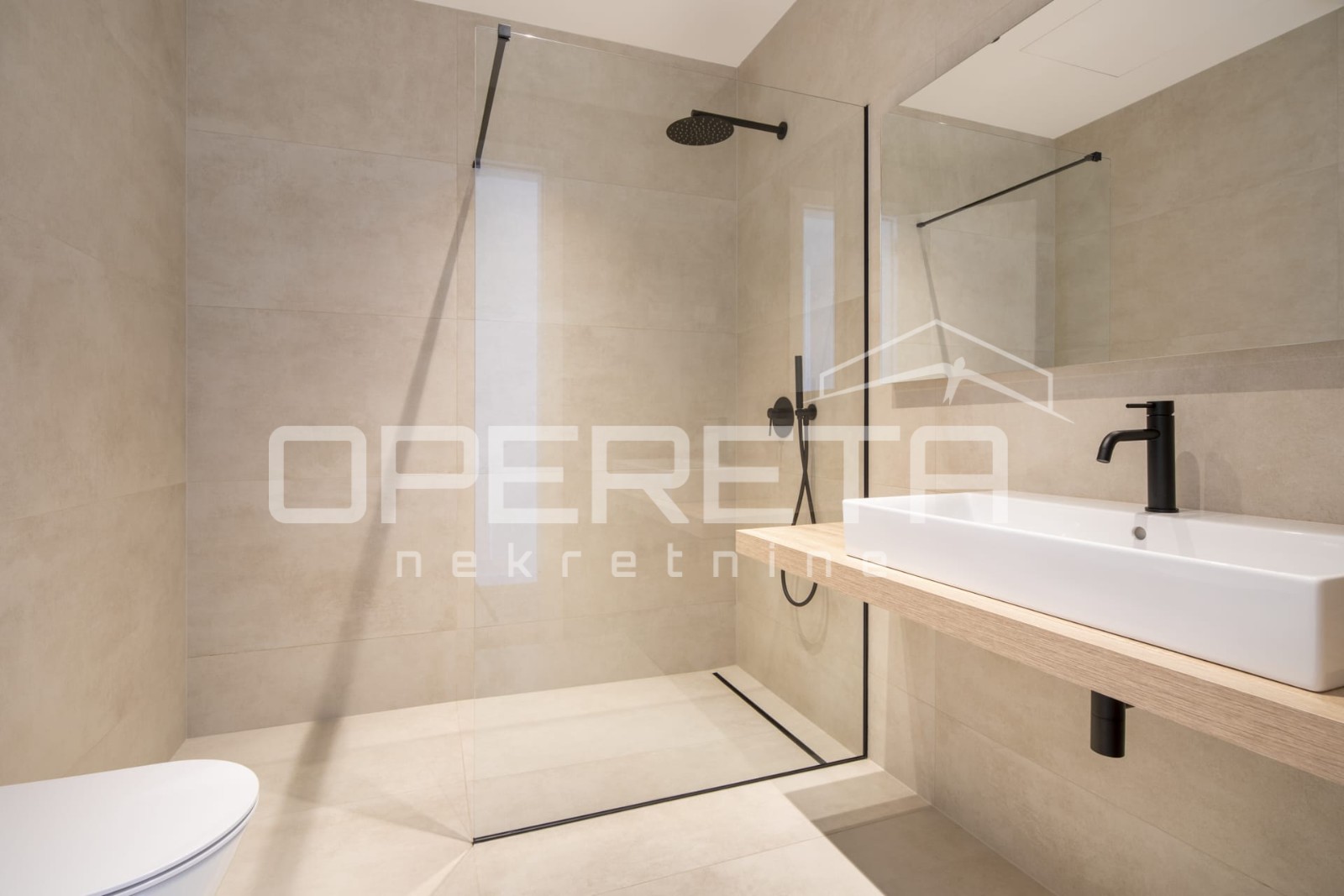 Prodaja, Kuća, Brtonigla, Brtonigla, Samostojeća, 252m2