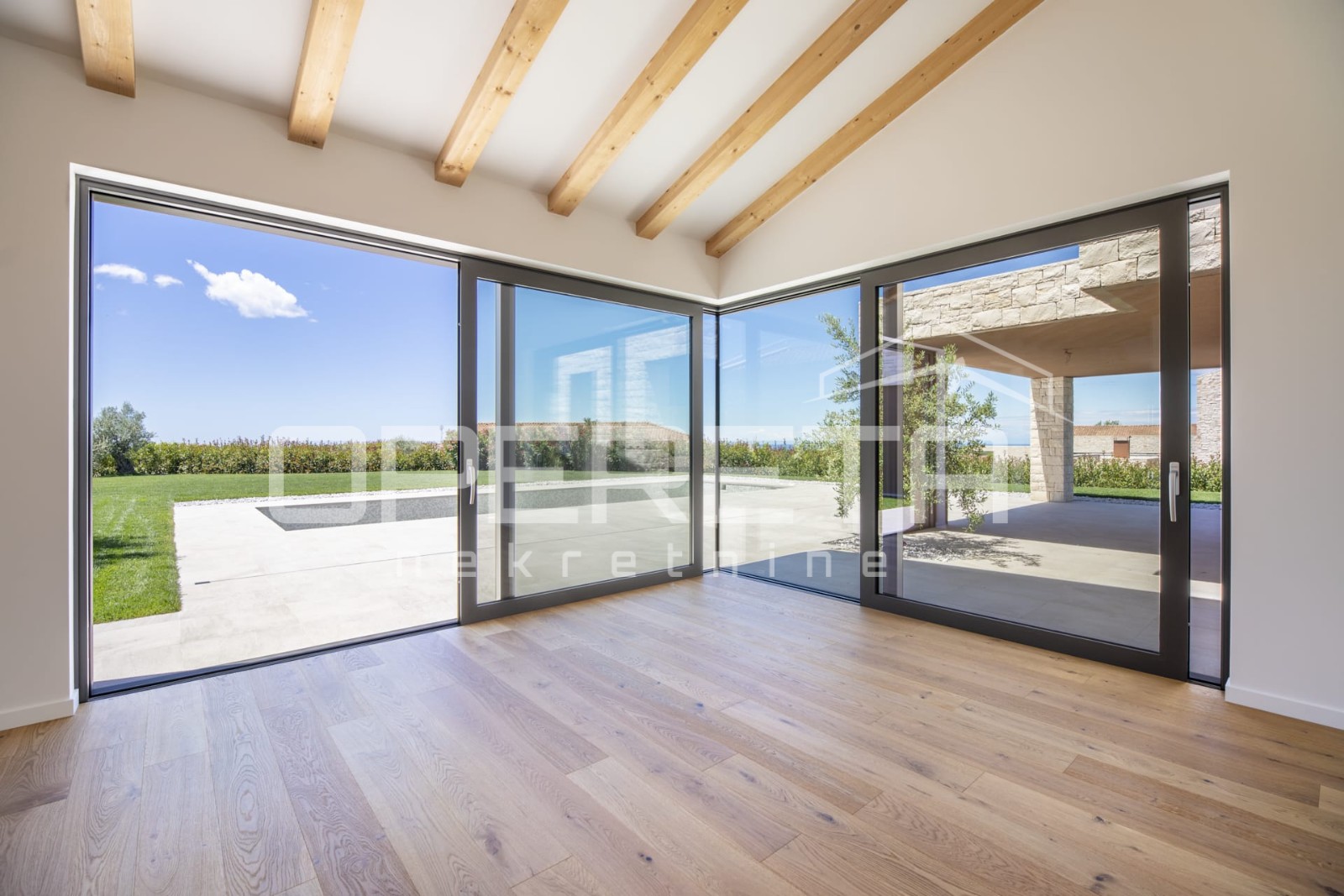 Prodaja, Kuća, Brtonigla, Brtonigla, Samostojeća, 252m2