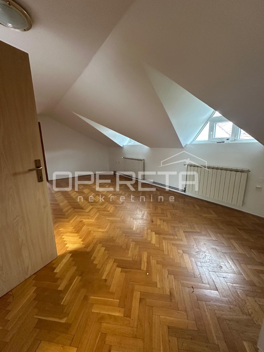 Prodaja, Kuća, Centar, Centar, Dvojni objekt, 155m2