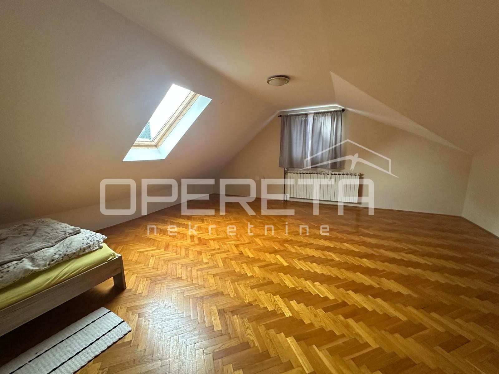 Prodaja, Kuća, Centar, Centar, Dvojni objekt, 155m2