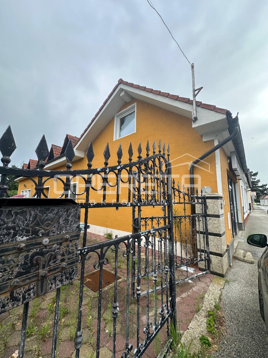 Prodaja, Kuća, Centar, Centar, Dvojni objekt, 155m2