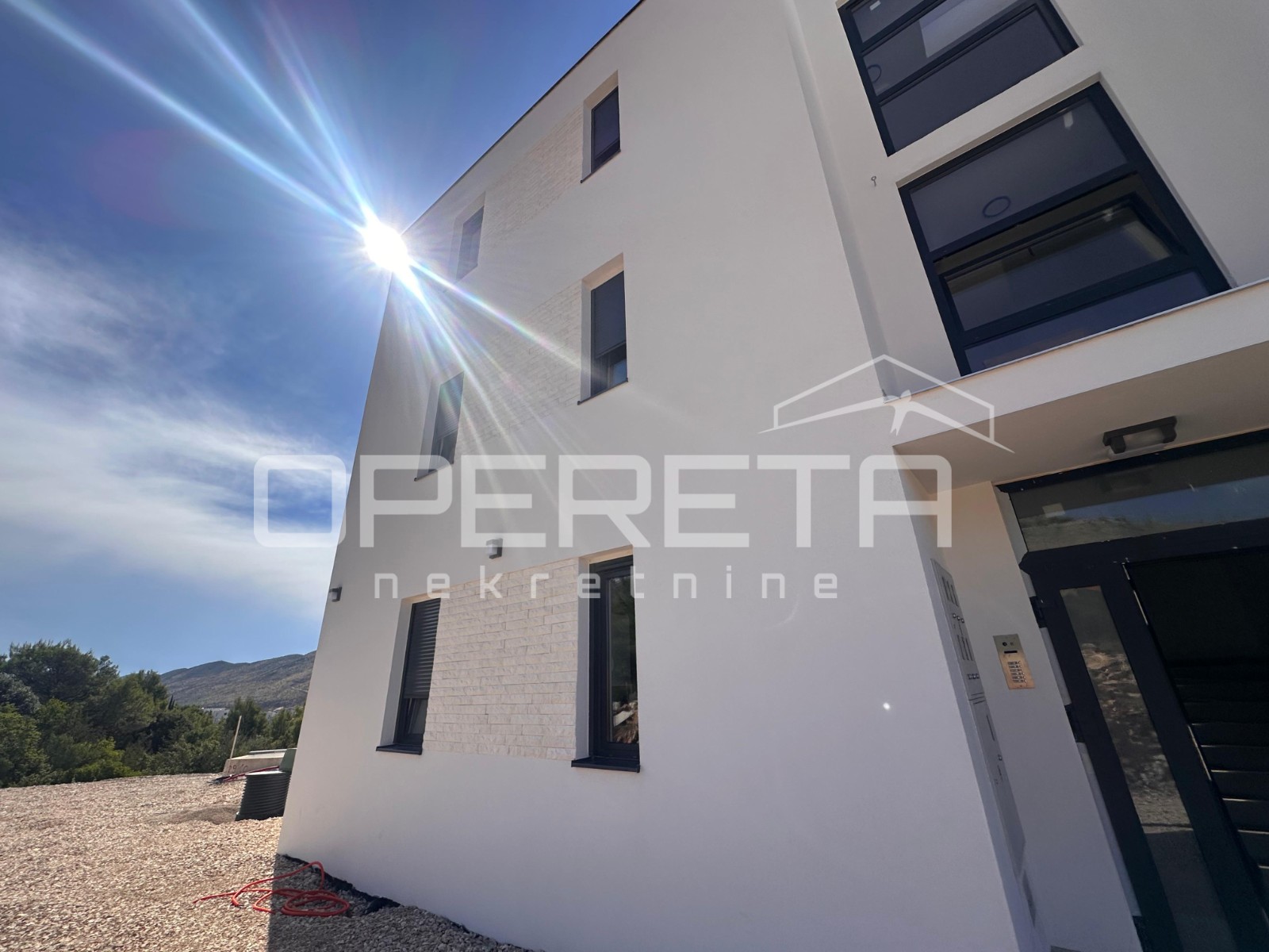 Sale, Flat, Grebaštica, Povrh Galešnice, 2r, 70m2