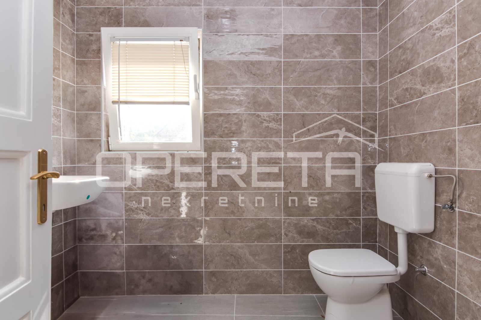 Prodaja, Kuća, Gornja Dubrava, Markuševečka trnava, Samostojeća, 380m2