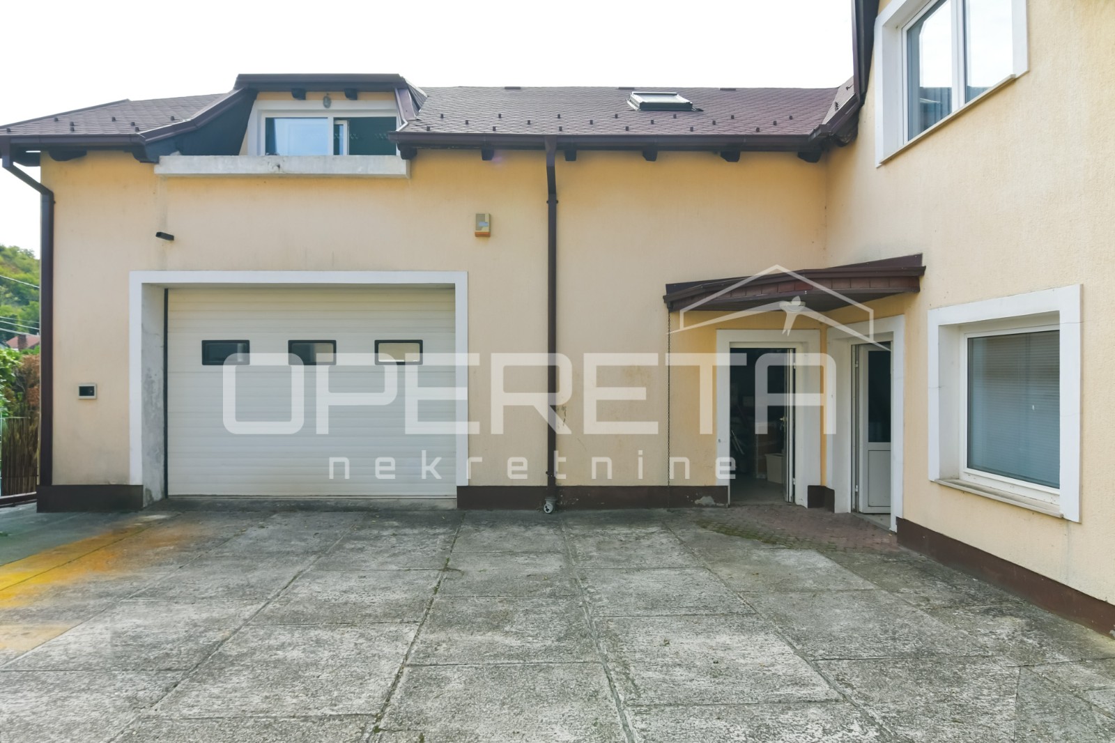 Prodaja, Kuća, Gornja Dubrava, Markuševečka trnava, Samostojeća, 380m2