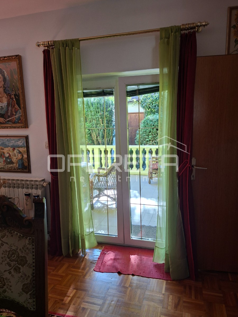 Prodaja, Kuća, Centar, Centar, Samostojeća, 184m2