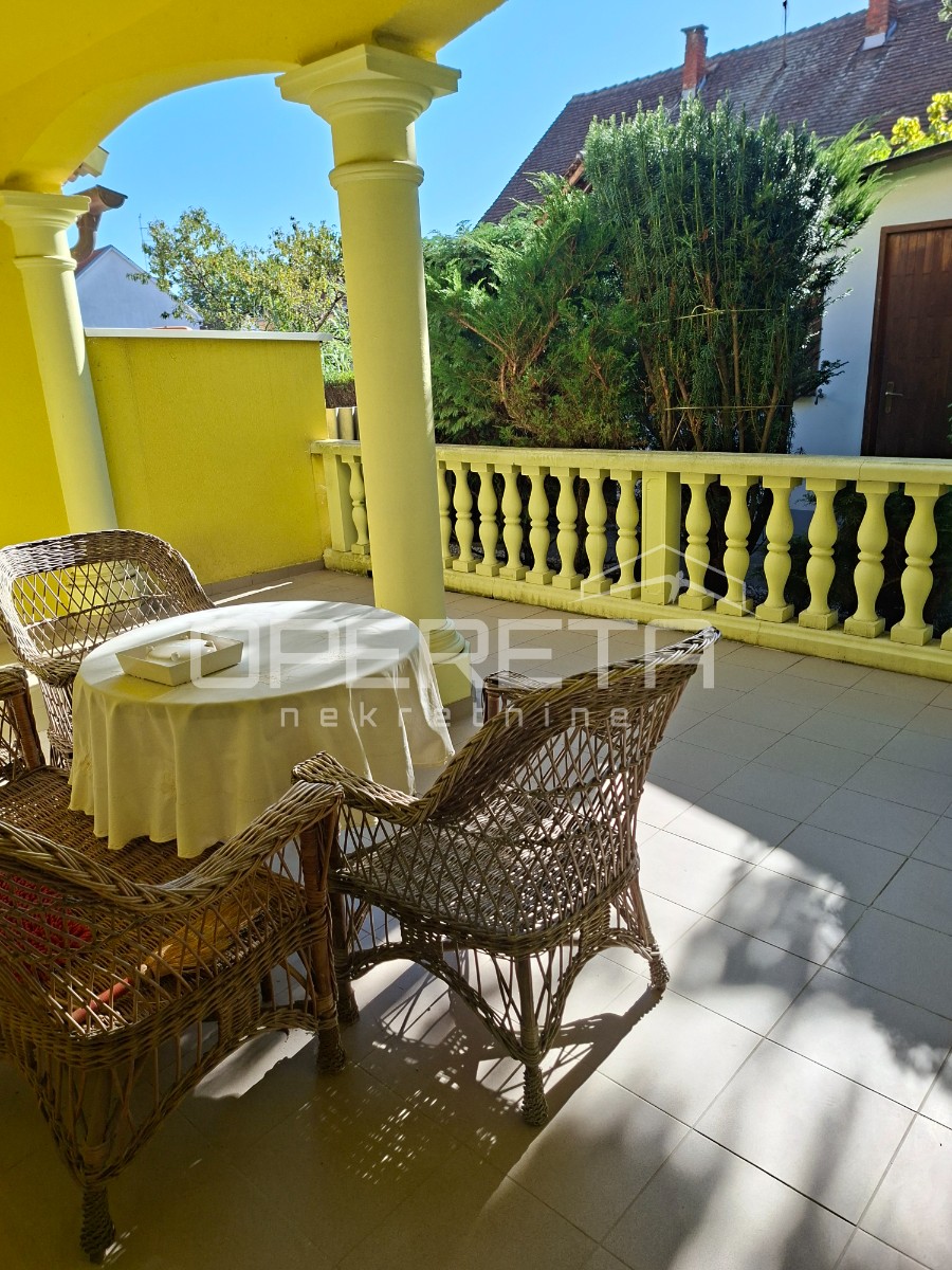 Prodaja, Kuća, Centar, Centar, Samostojeća, 184m2