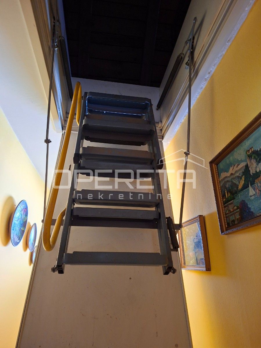 Prodaja, Kuća, Centar, Centar, Samostojeća, 184m2