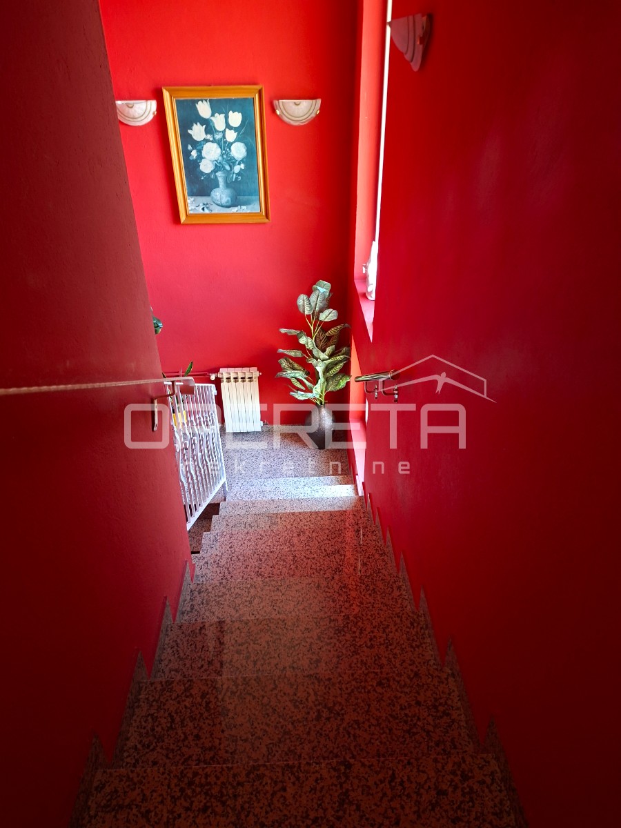 Prodaja, Kuća, Centar, Centar, Samostojeća, 184m2