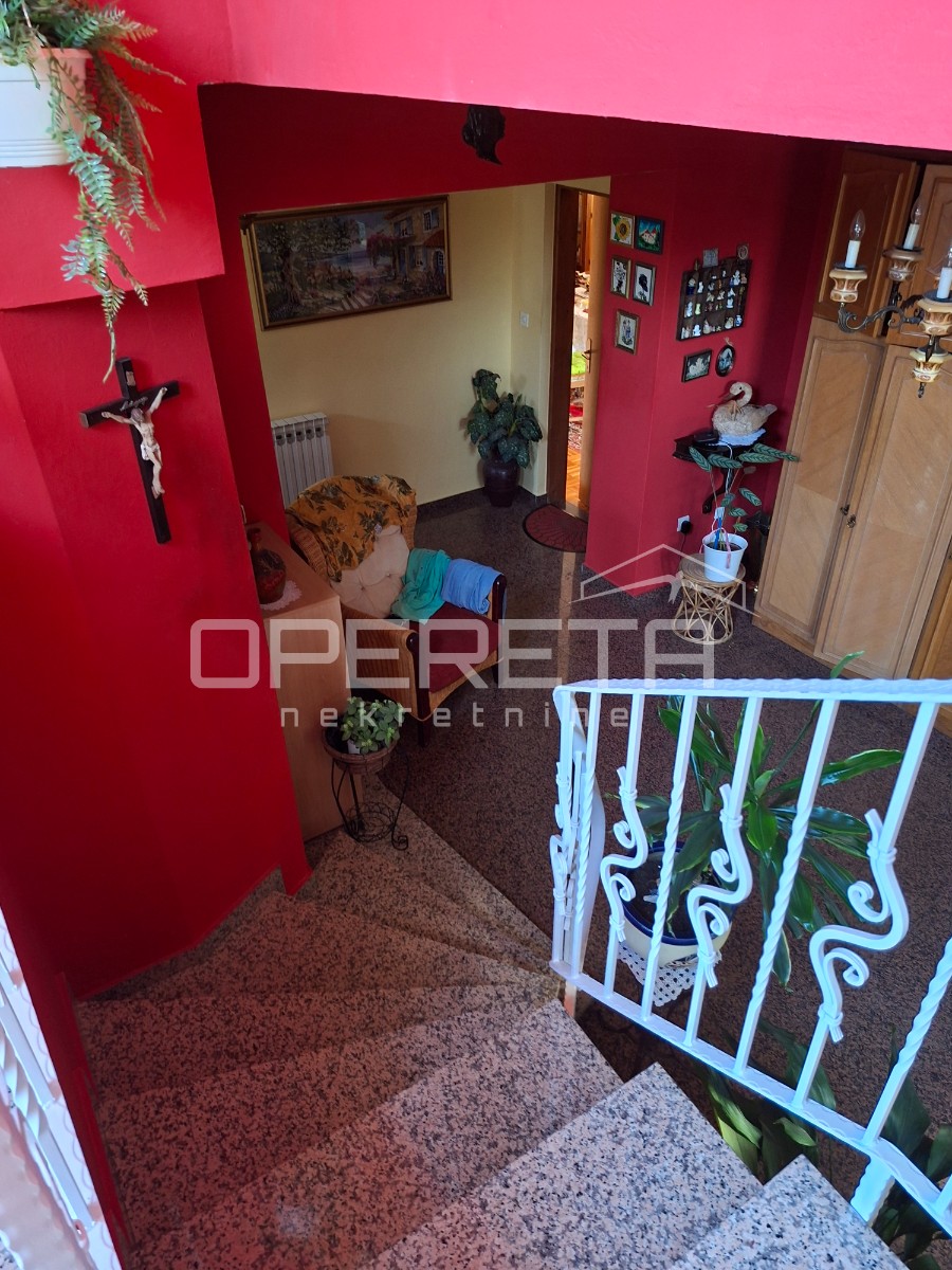 Prodaja, Kuća, Centar, Centar, Samostojeća, 184m2