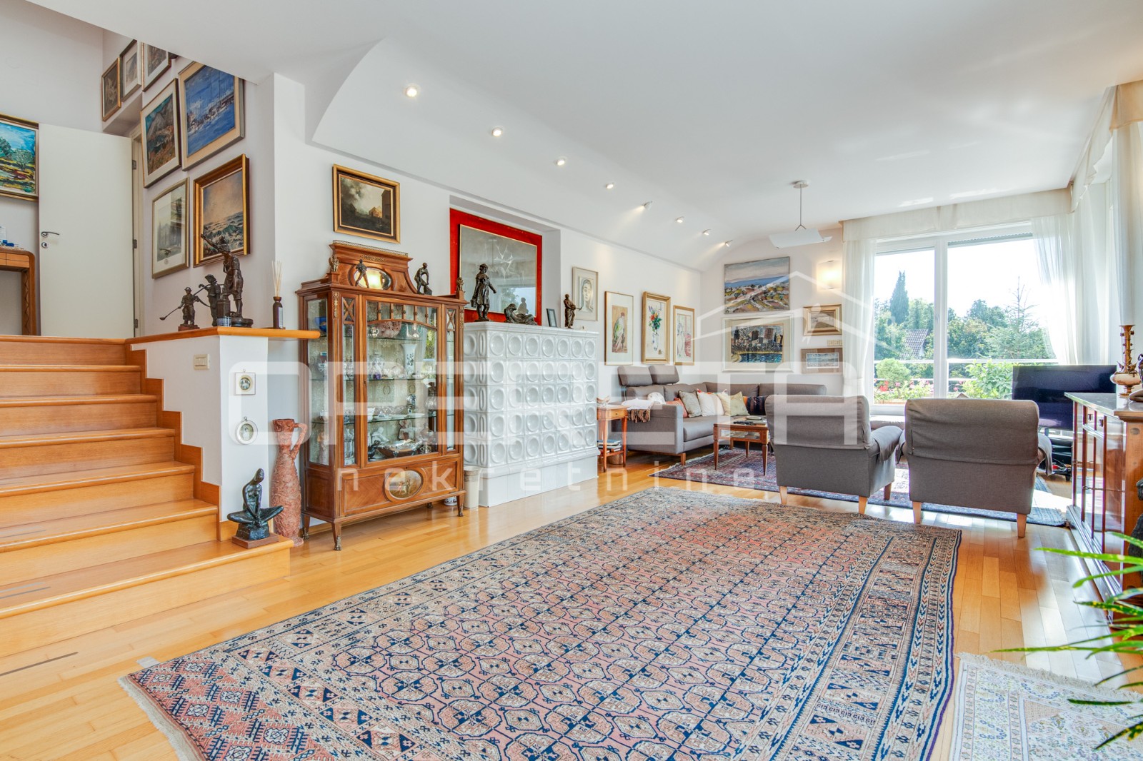 Sale, Flat, Tuškanac, Tuskanac, Big, 190m2