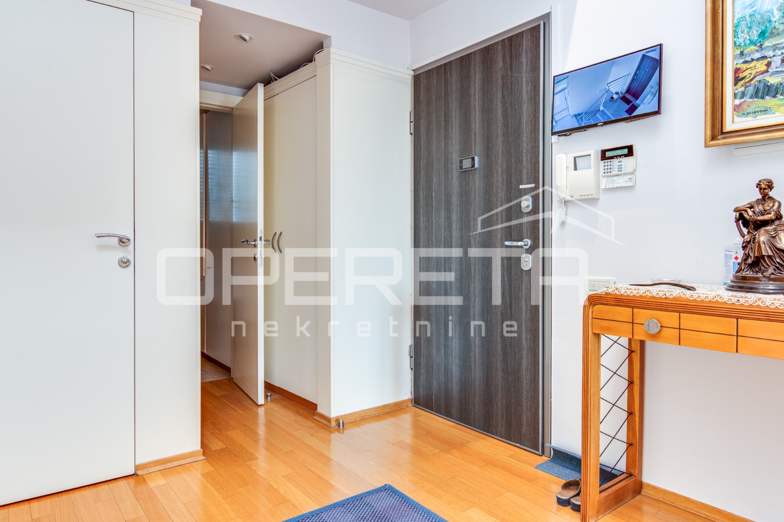 Sale, Flat, Tuškanac, Tuskanac, Big, 190m2