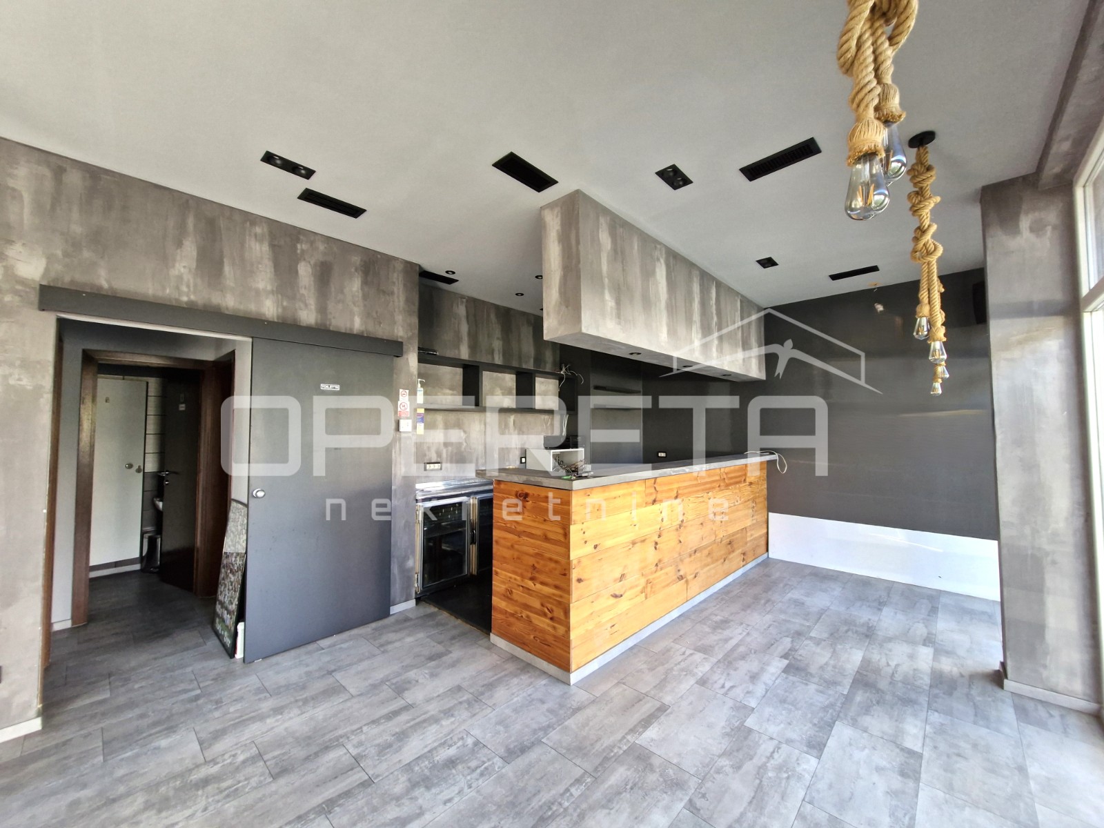 Najam, Ulični lokal, Gornji Stenjevec, Gospodska, 64m2