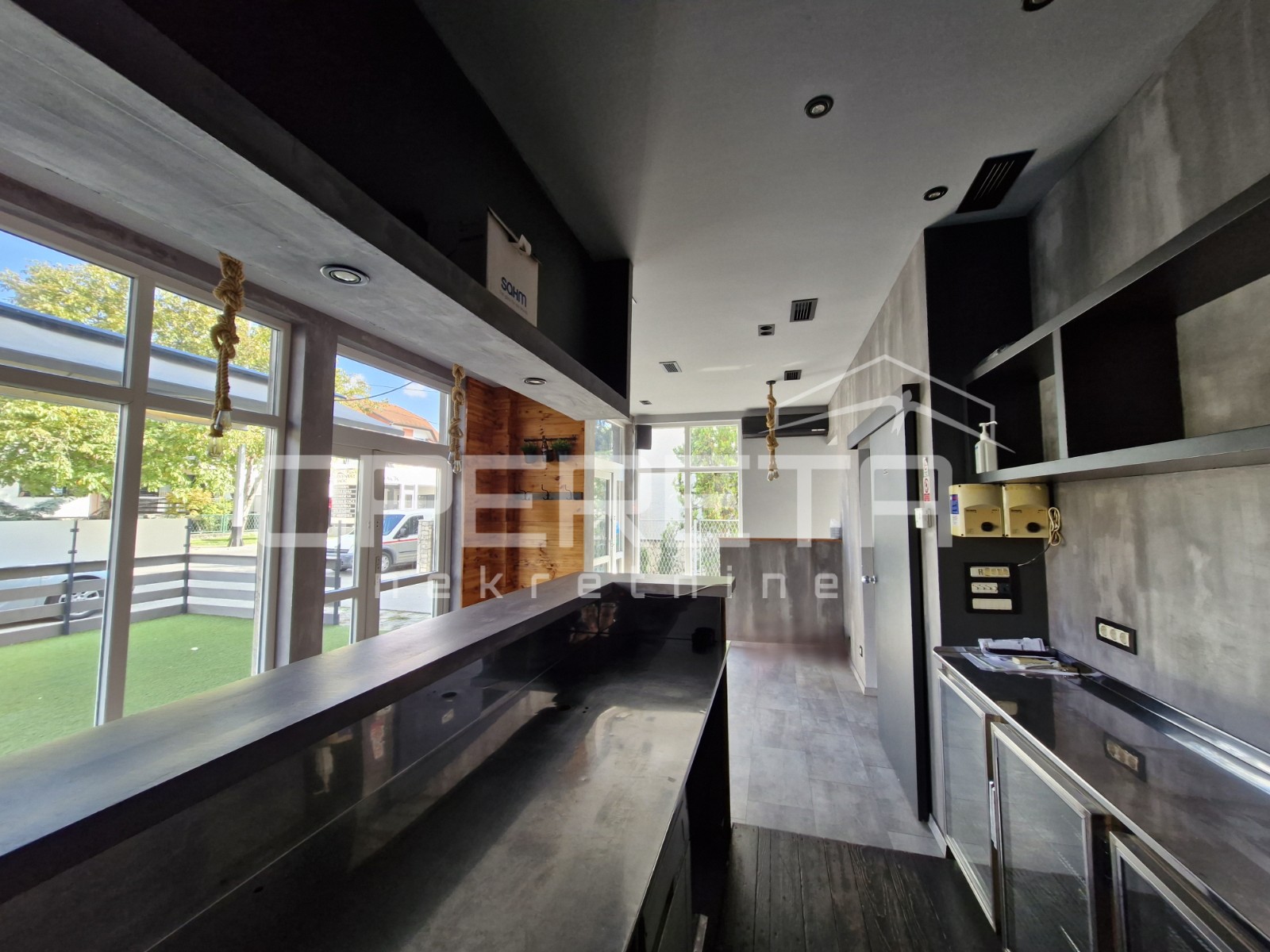 Najam, Ulični lokal, Gornji Stenjevec, Gospodska, 64m2