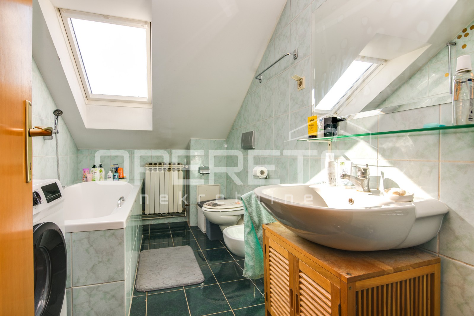 Sale, Flat, Trnava, Petrijanečka , 2r, 75m2