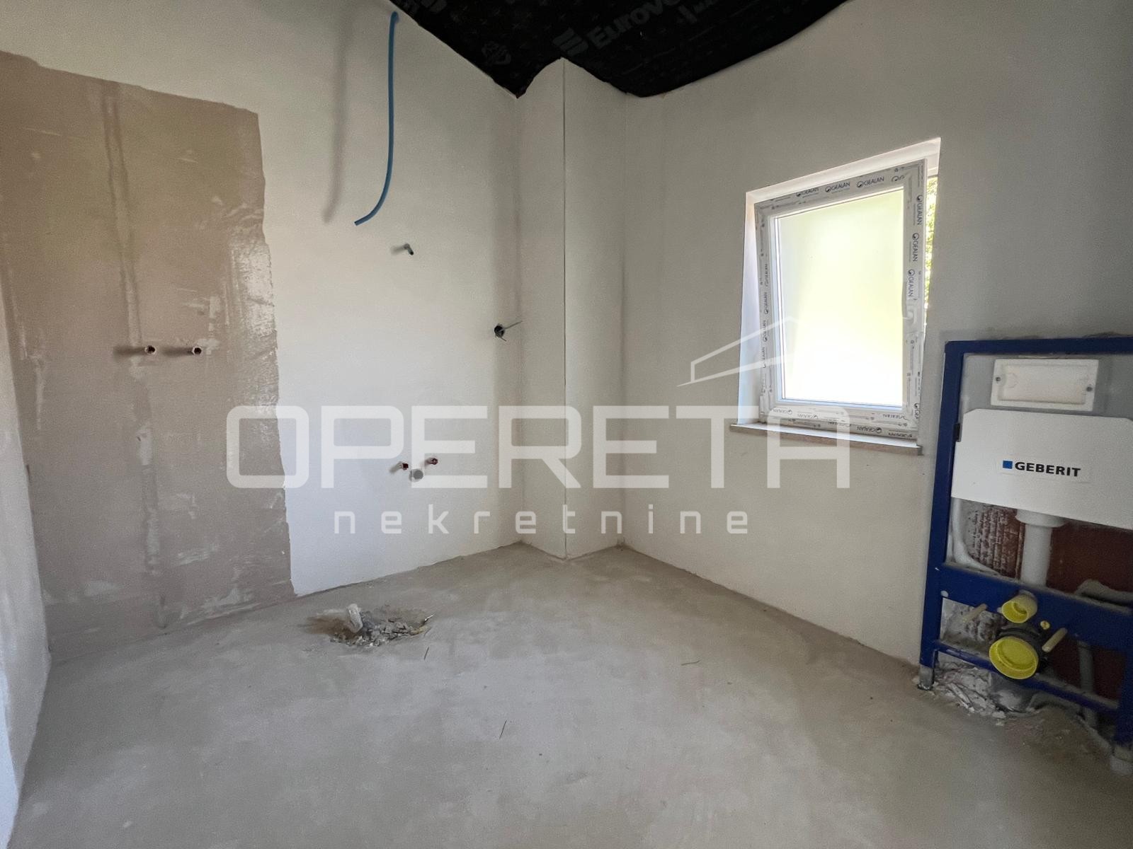 Prodaja, Kuća, Kanfanar, Kanfanar, Samostojeća, 135m2