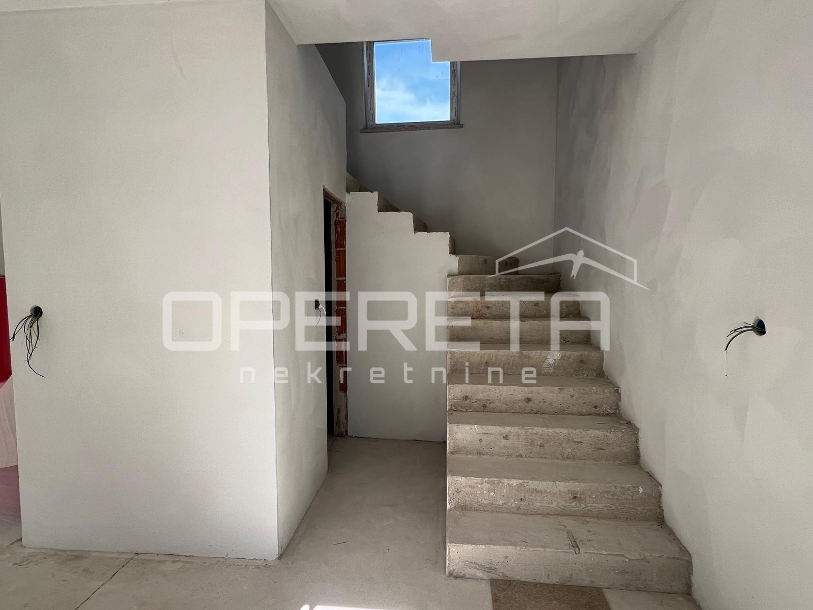 Prodaja, Kuća, Kanfanar, Kanfanar, Samostojeća, 135m2