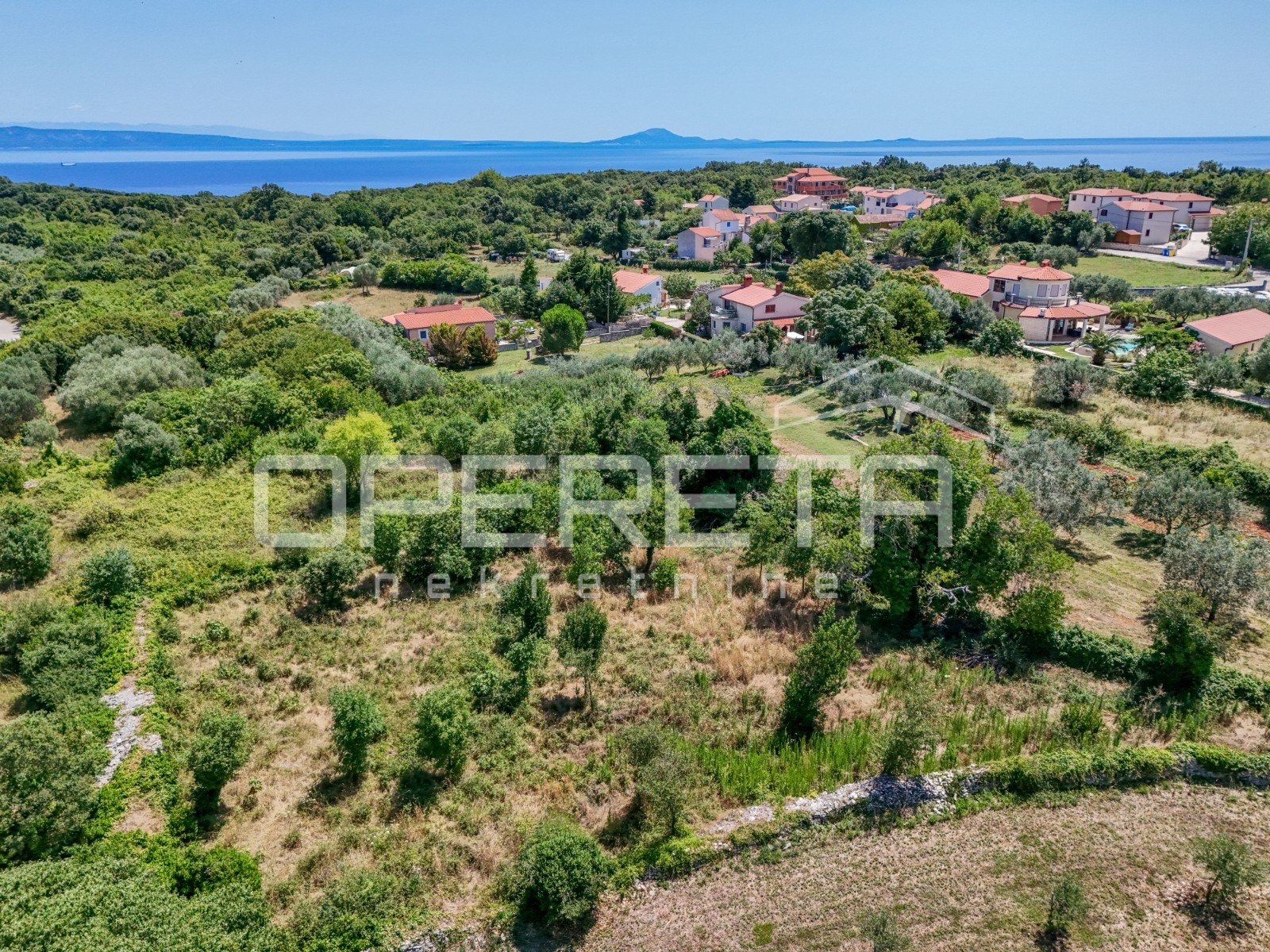 Kavran, Kavran, 1,325.00 m2, 210,000.00 EUR