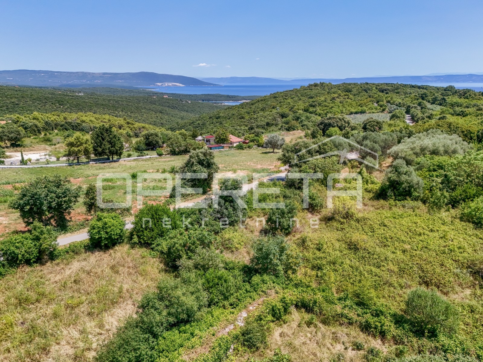 Kavran, Kavran, 1,325.00 m2, 210,000.00 EUR