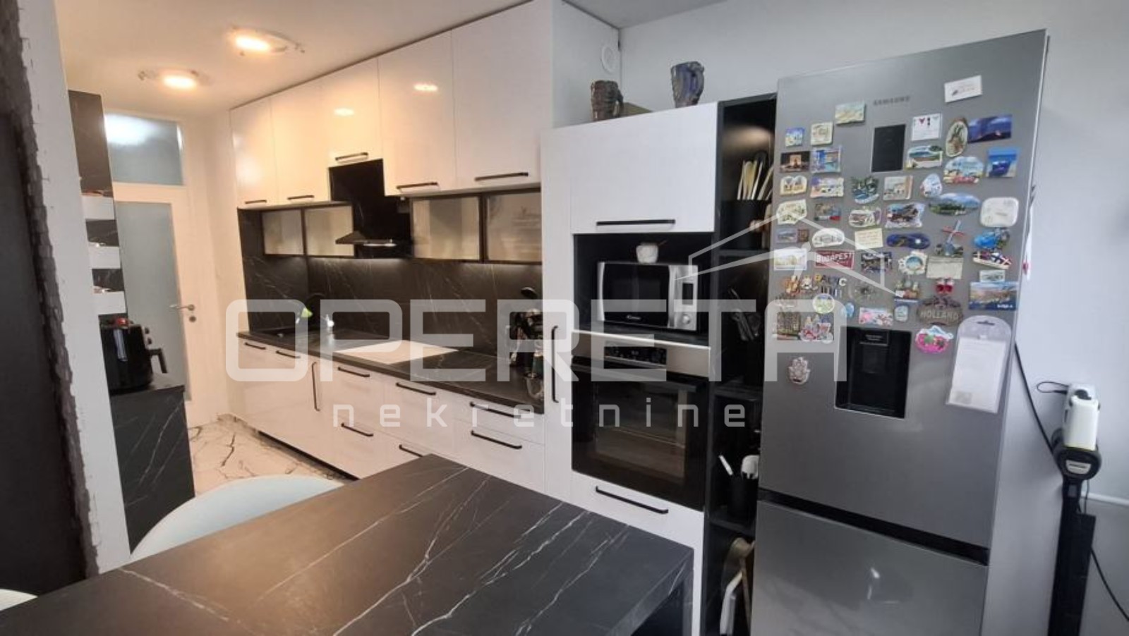 Prodaja, Stan, Sloboština, Zahradnikova, 3s, 68m2