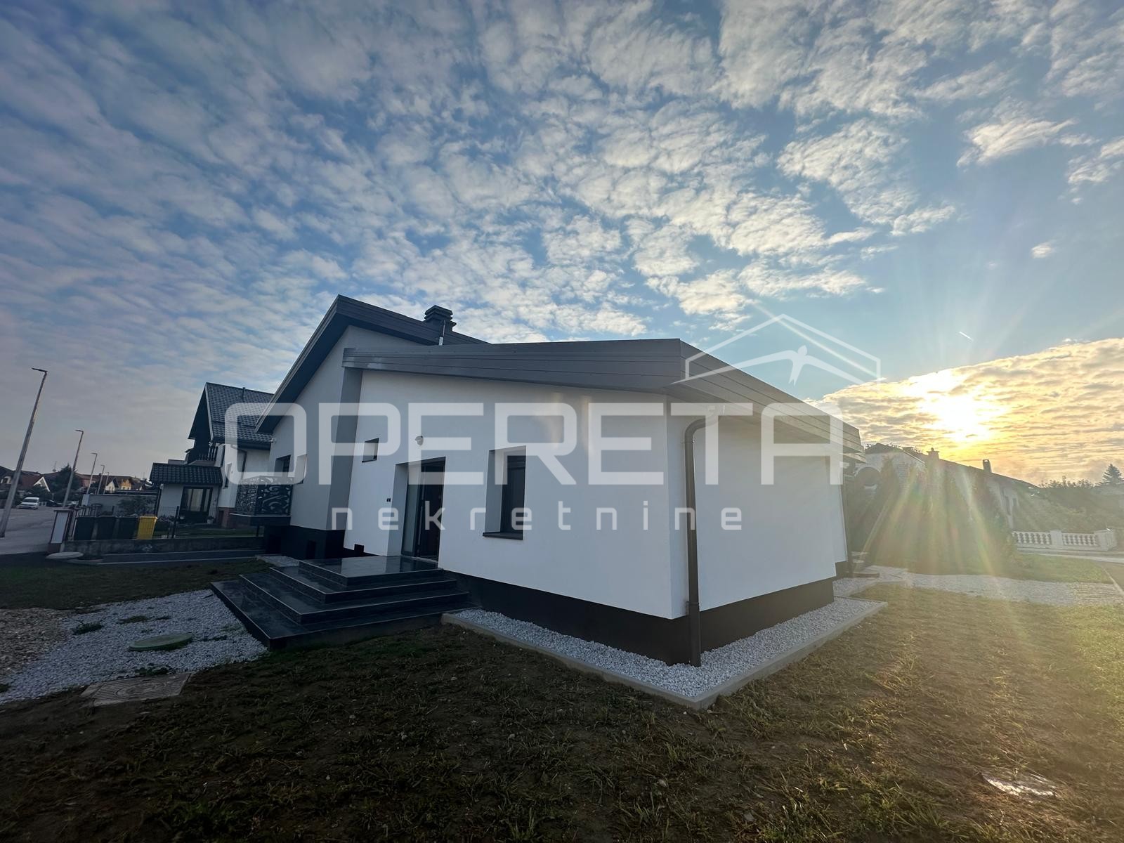 Prodaja, Kuća, Centar, Centar, Samostojeća, 181m2