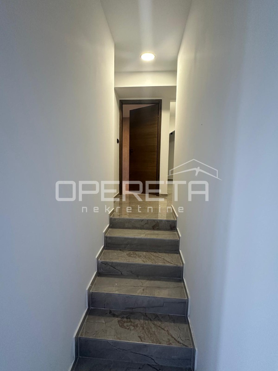 Prodaja, Kuća, Centar, Centar, Samostojeća, 181m2