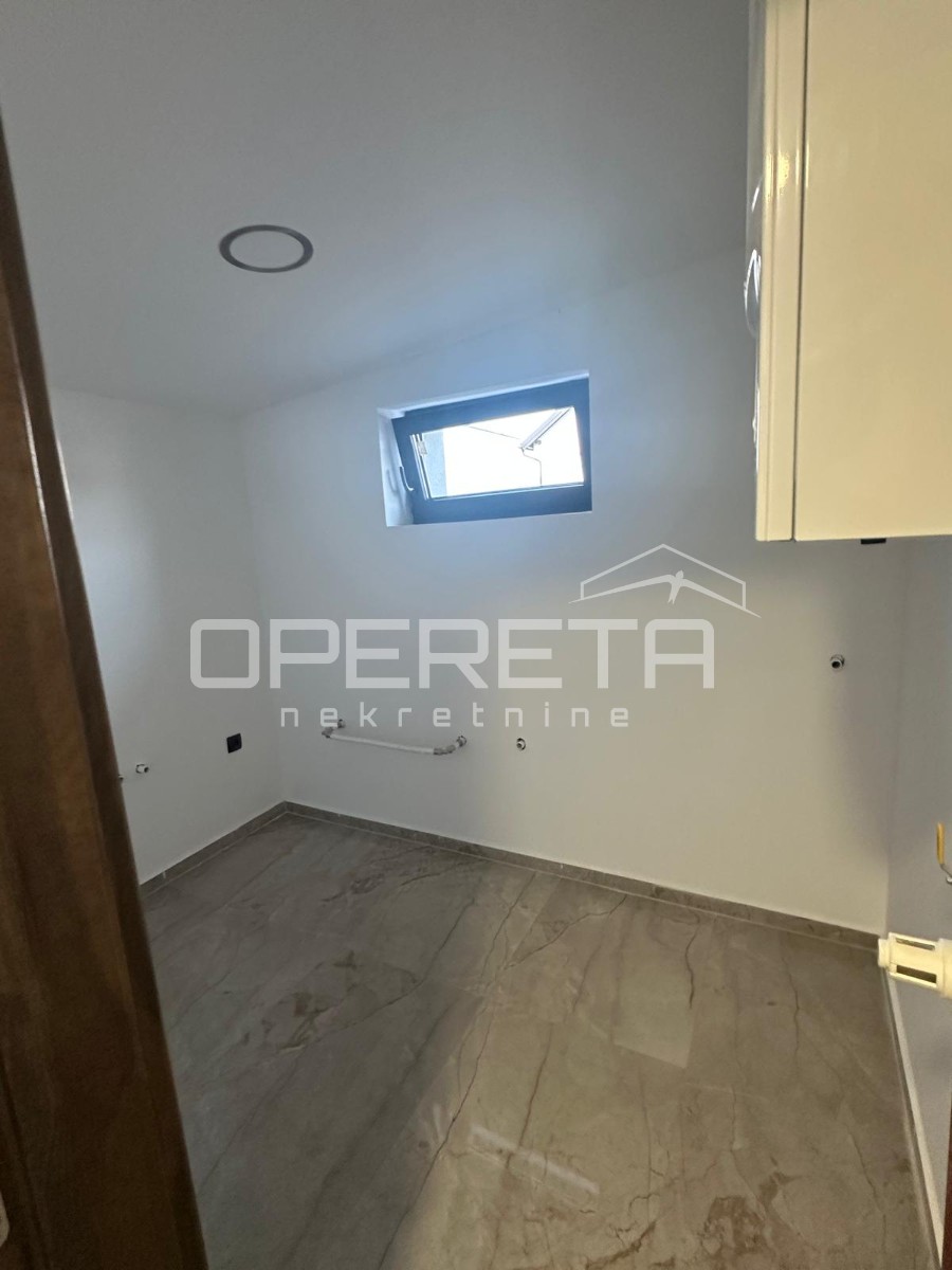 Prodaja, Kuća, Centar, Centar, Samostojeća, 181m2