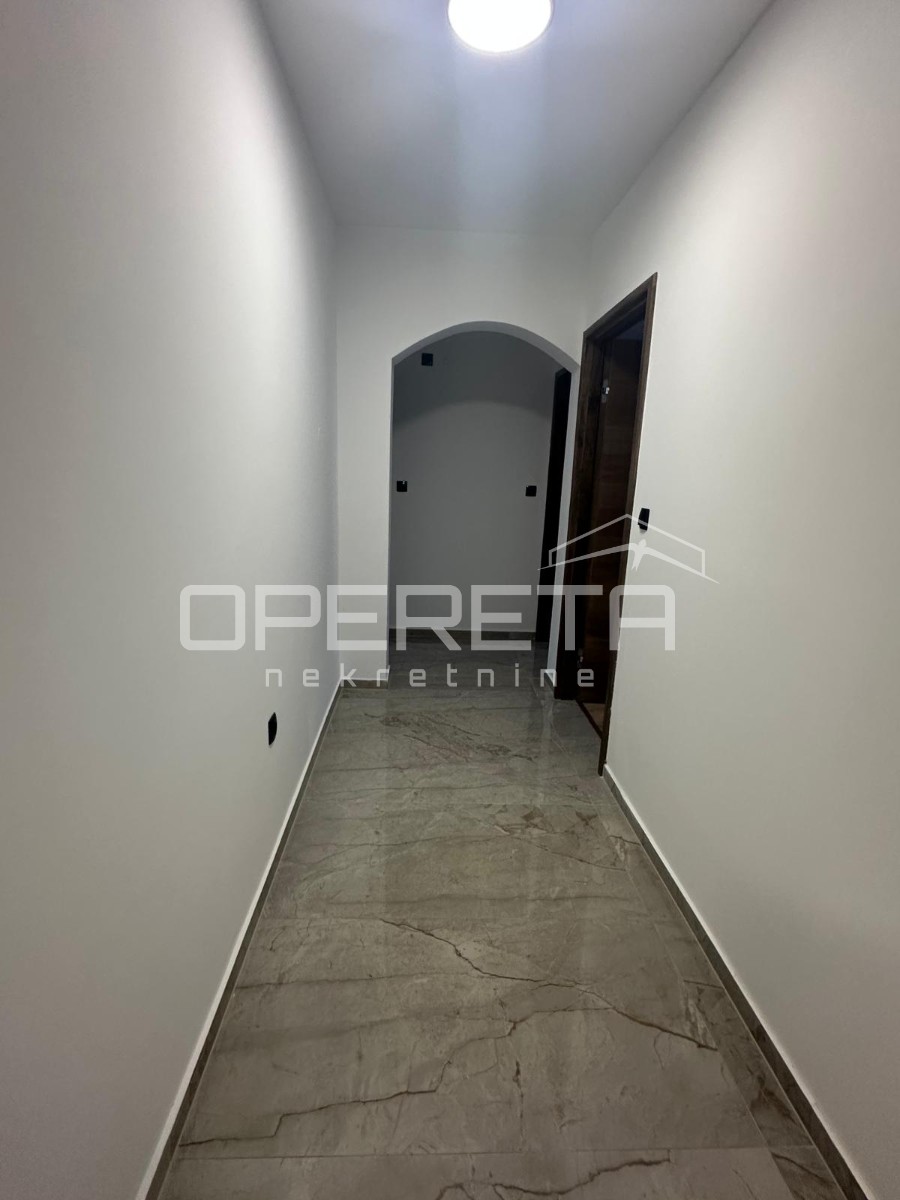 Prodaja, Kuća, Centar, Centar, Samostojeća, 181m2