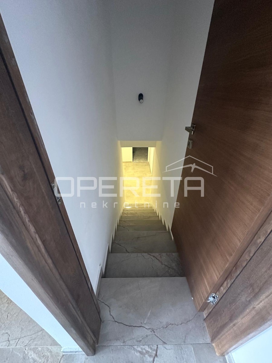 Prodaja, Kuća, Centar, Centar, Samostojeća, 181m2