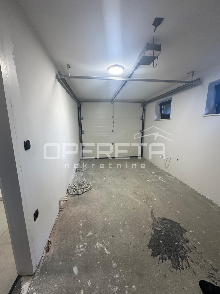 Prodaja, Kuća, Centar, Centar, Samostojeća, 181m2