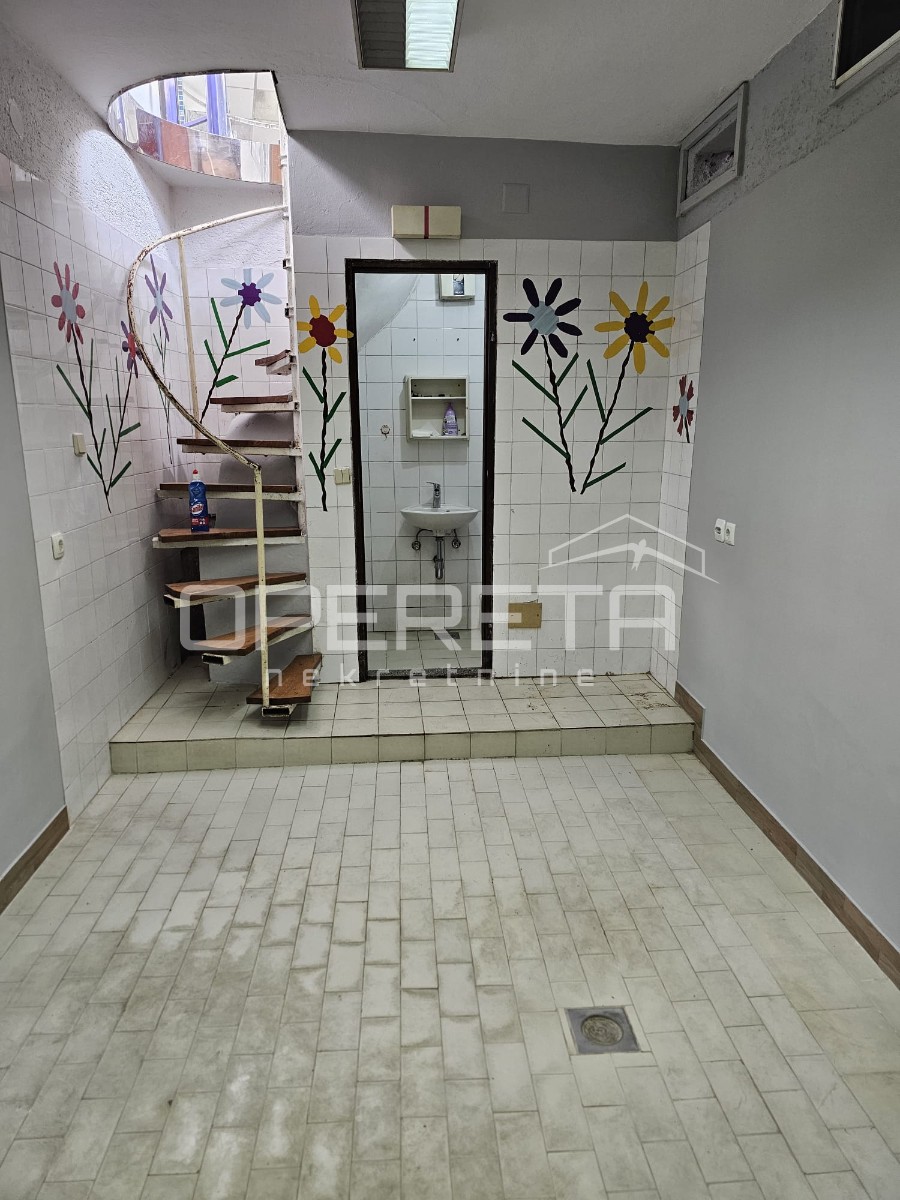 Prodaja, Kuća, Trešnjevka, Ribnička, Samostojeća, 30m2