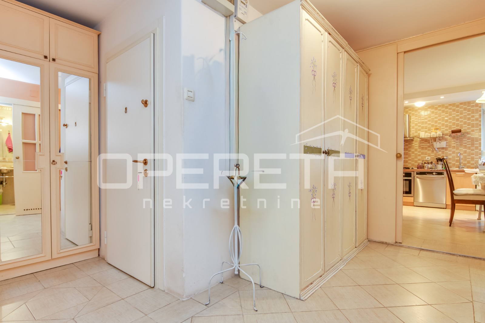 Prodaja, Stan, Trešnjevka, Kučerina, 2,5s, 75m2