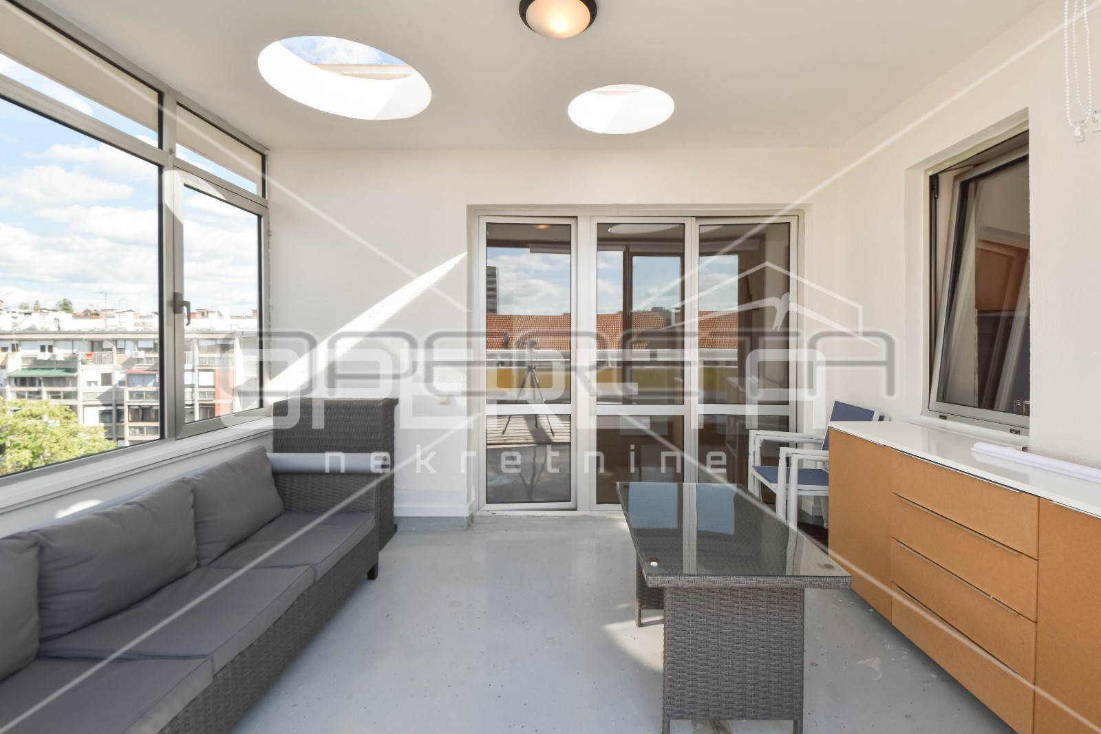 Prodaja, Stan, Centar, Grada Mainza, 2,5s, 97m2