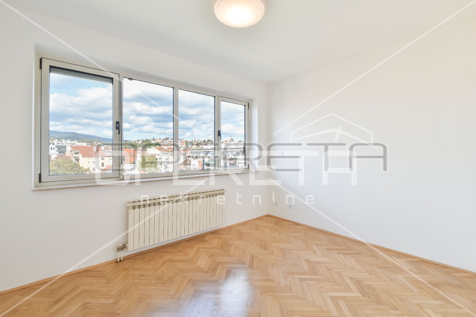 Prodaja, Stan, Centar, Grada Mainza, 2,5s, 97m2