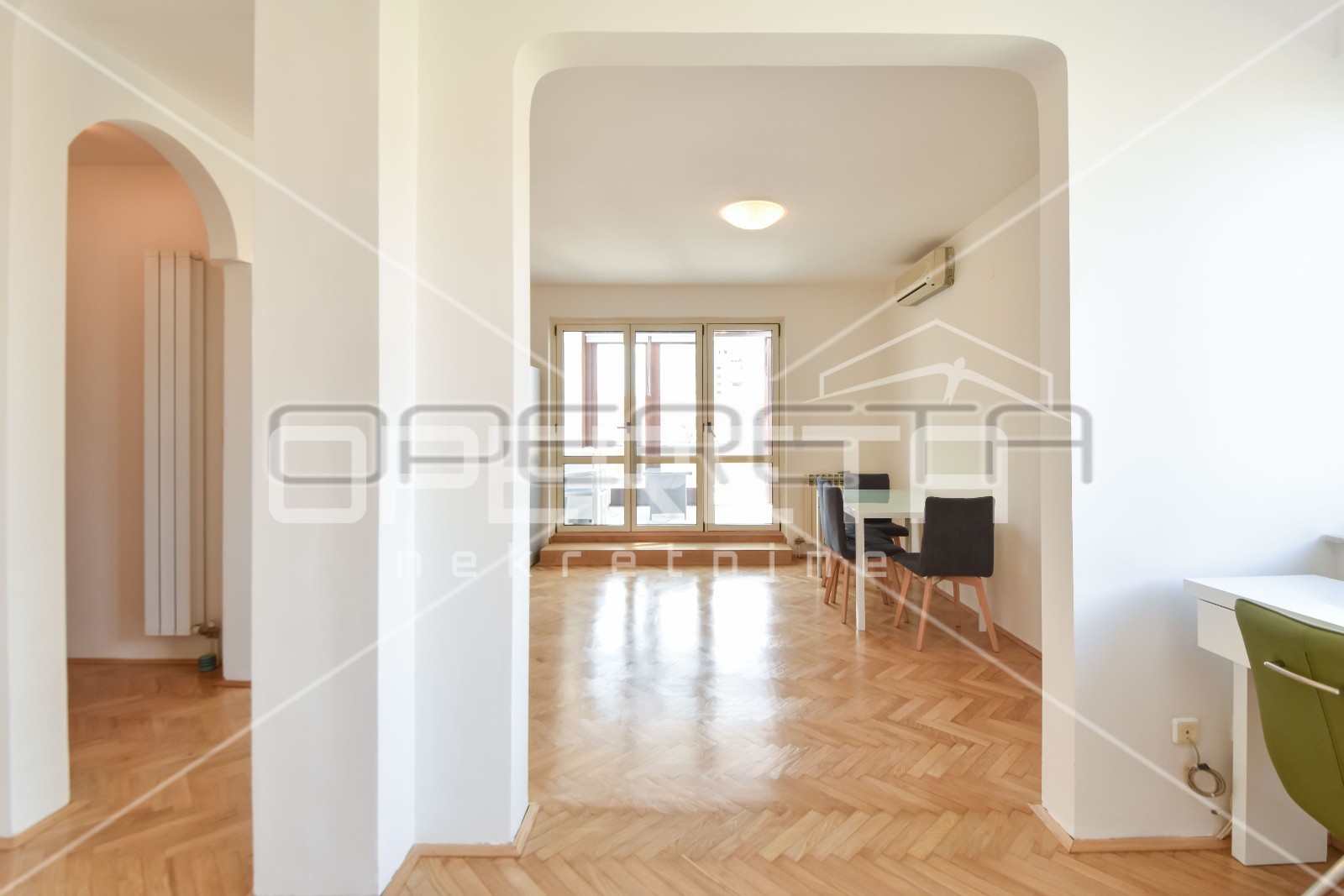 Prodaja, Stan, Centar, Grada Mainza, 2,5s, 97m2