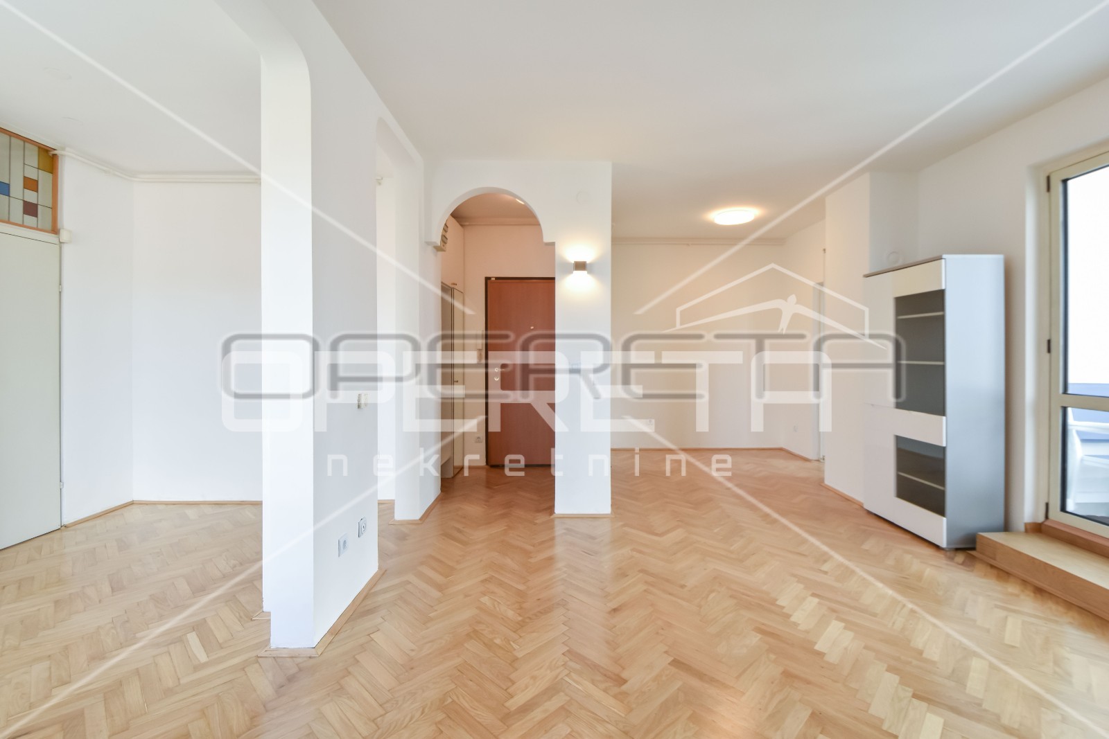 Prodaja, Stan, Centar, Grada Mainza, 2,5s, 97m2