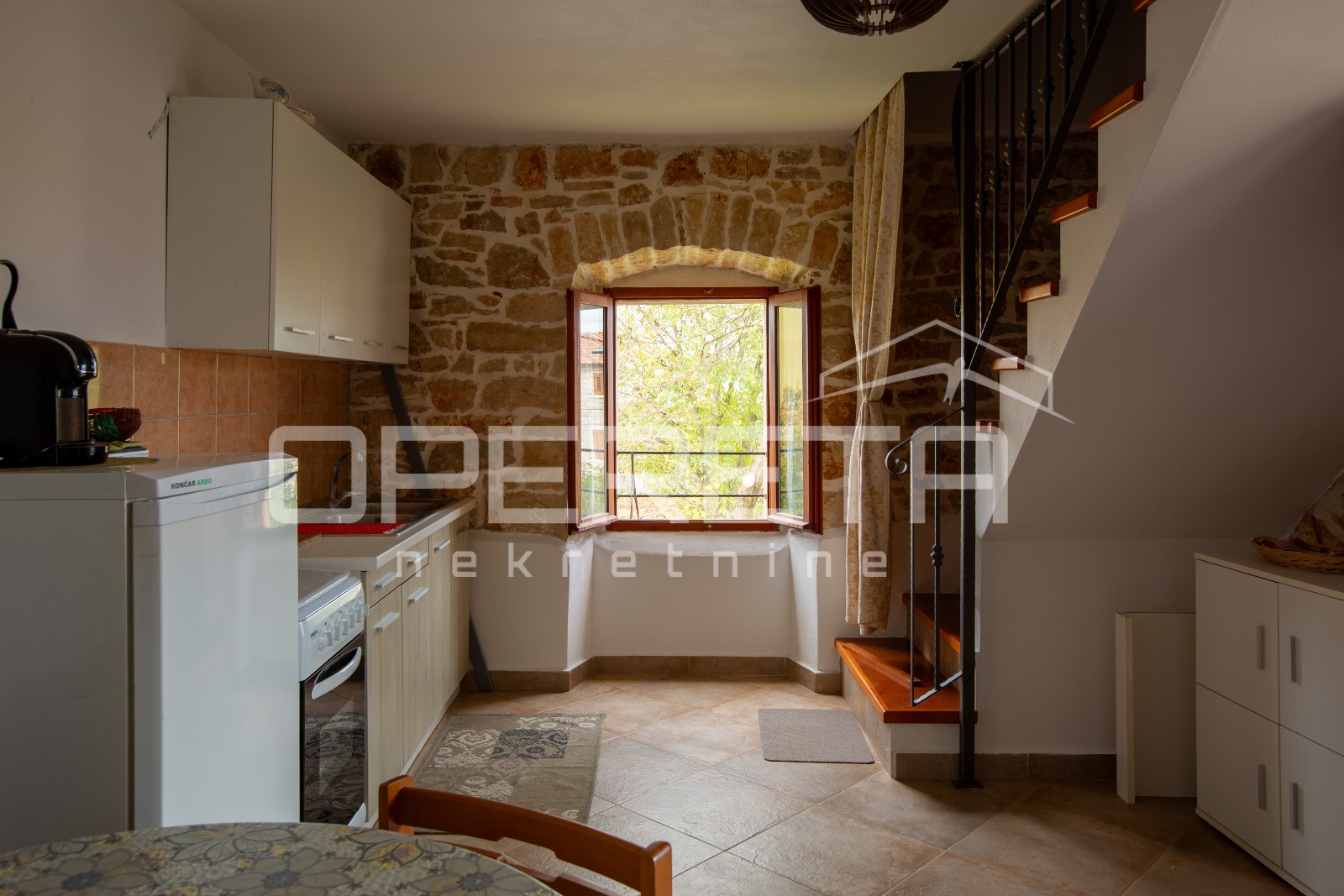 Prodaja, Kuća, Poreč, Poreč, Poluugrađena, 126m2