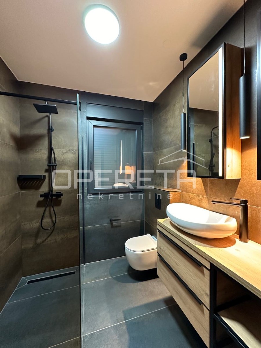 Prodaja, Stan, Sesvetski Kraljevec, Kobiljačka cesta, 4s, 129m2