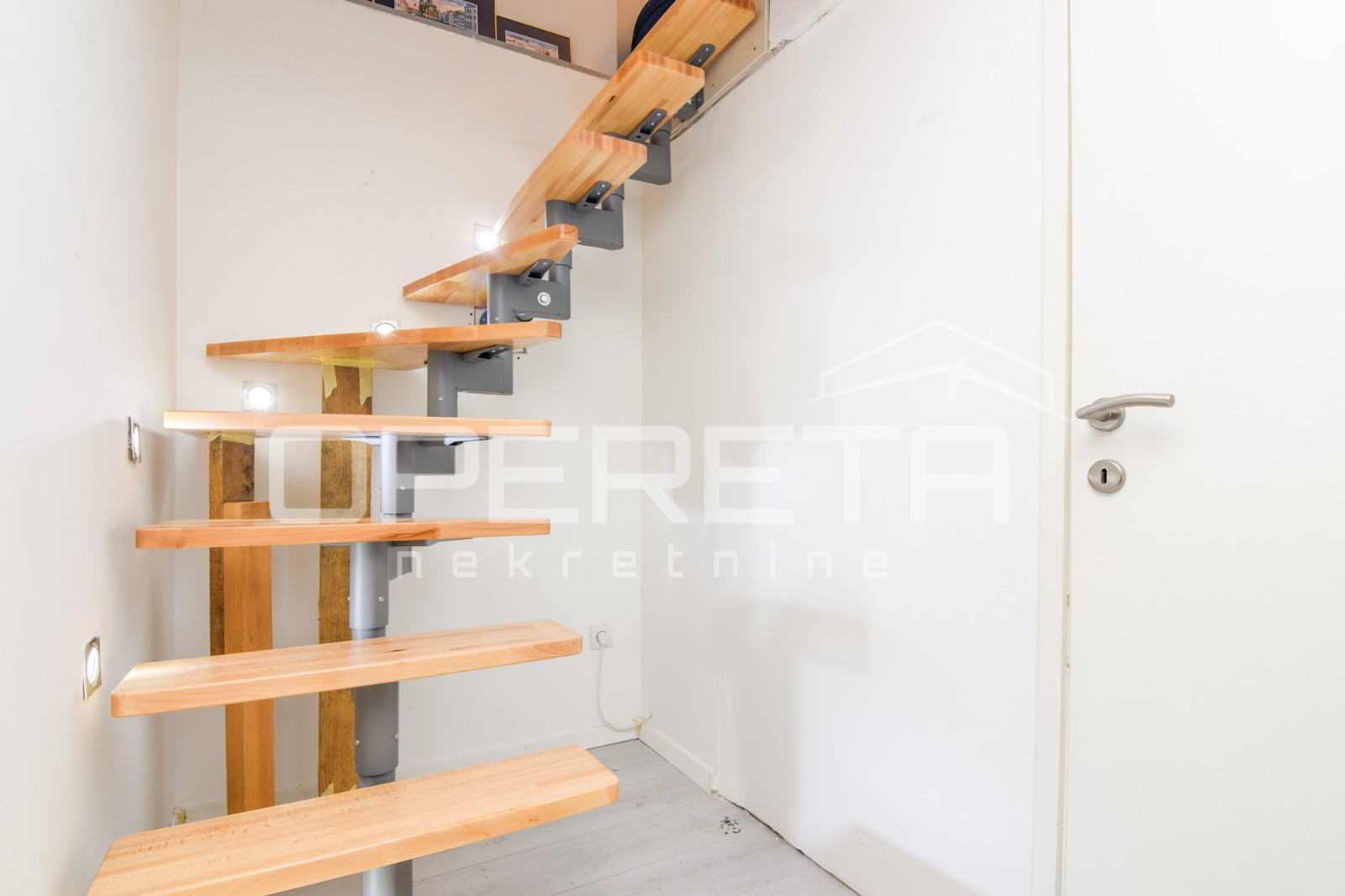 Prodaja, Stan, Britanac, Pantovčak, 2s, 40m2