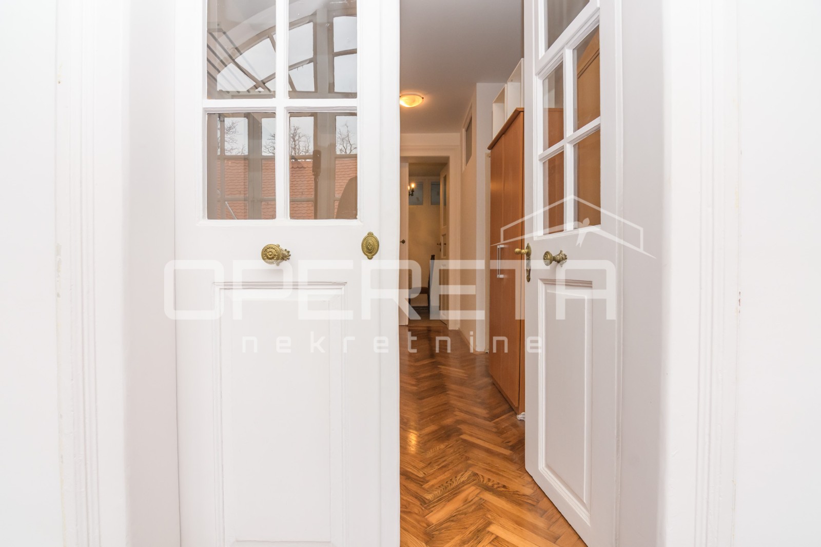 Sale, Flat, Centar, Trg Petra Zrinskog , 2r, 61m2