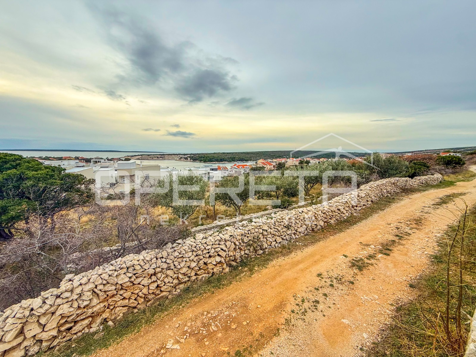 Šimuni, Šimuni, 1.546,00 m2, 514.460,00 EUR